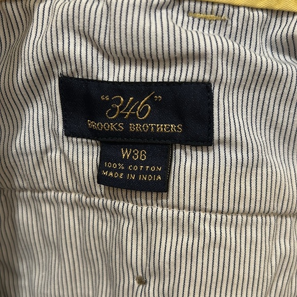 Brooks Brothers ‘346’ Shorts Yellow Size 36 - Picture 3 of 4